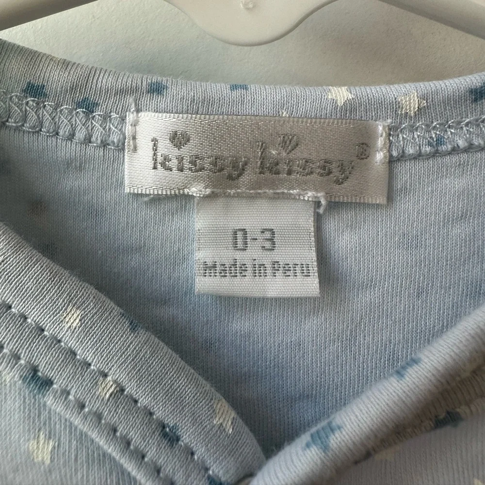 Kissy Kissy kissy superstars